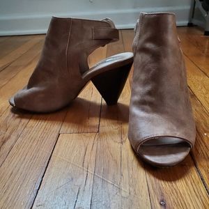Cosmopolitan Sand Wash Booties